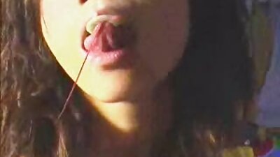 Injeksi pantat istri yang sangat seksi bersandar pada fetish medis video bokep asian jepang pintu