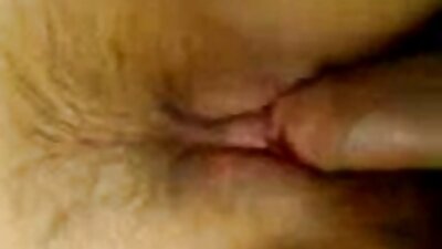 Gadis seksi menggoda di webcam movie bokep asian memamerkan tubuhnya yang indah