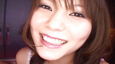 Istri bokep selingkuh asian saya yang berbulu ingin tahu apa yang mereka lakukan ketika mereka melihat foto mereka
